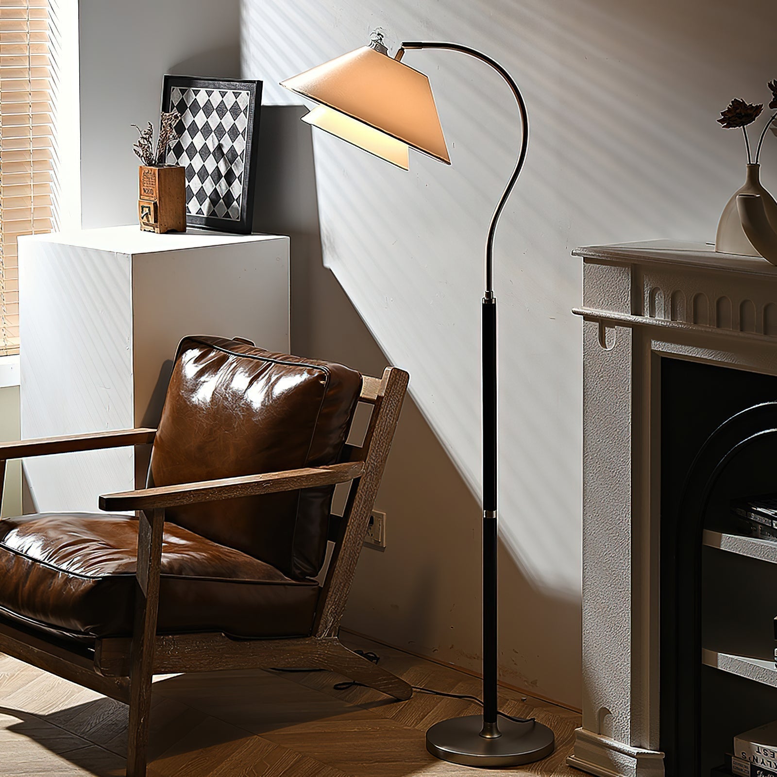 Aria Floor Lamp