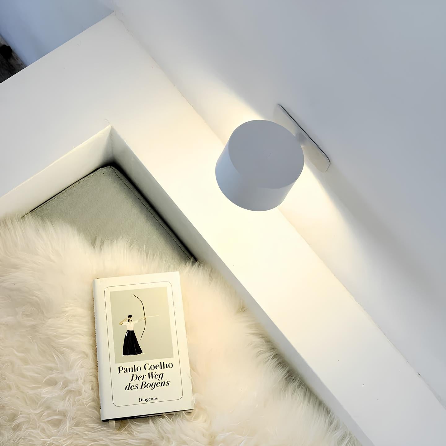 Aero Easy-Stick Wireless Wall Light