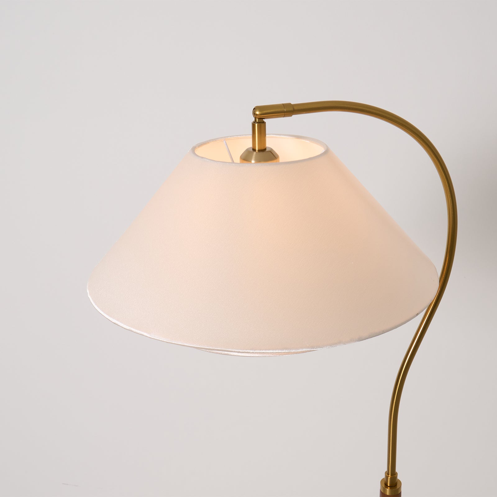 Aria Floor Lamp