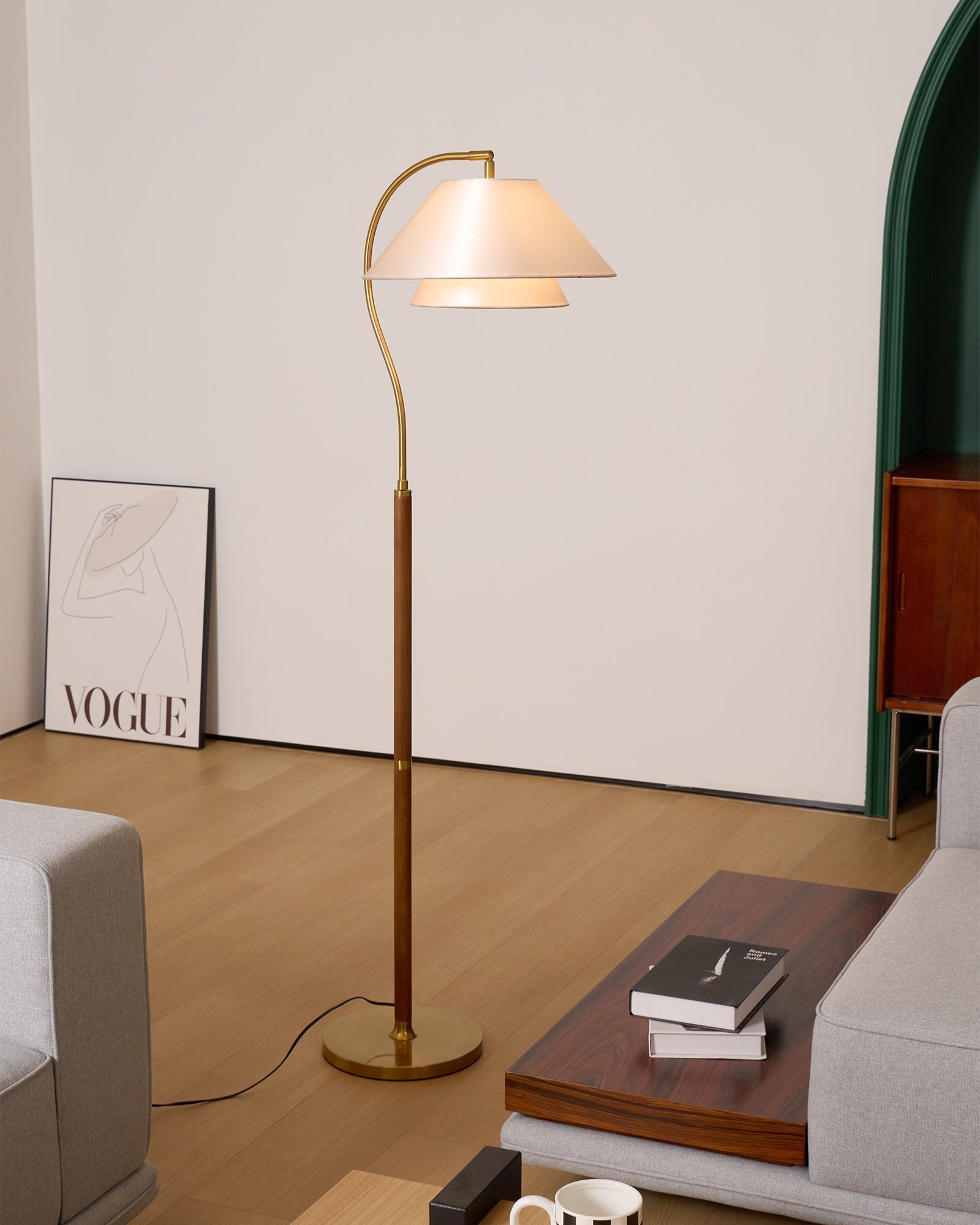 Aria Floor Lamp