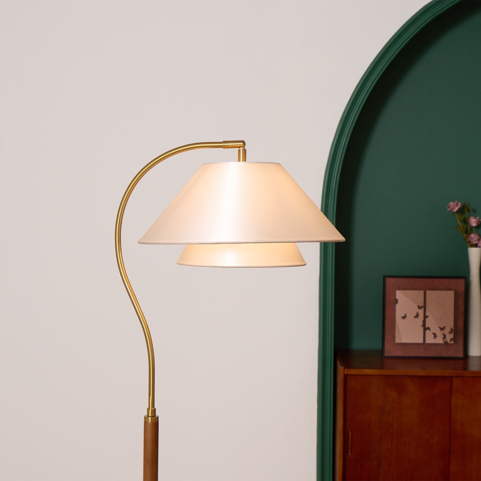 Aria Floor Lamp