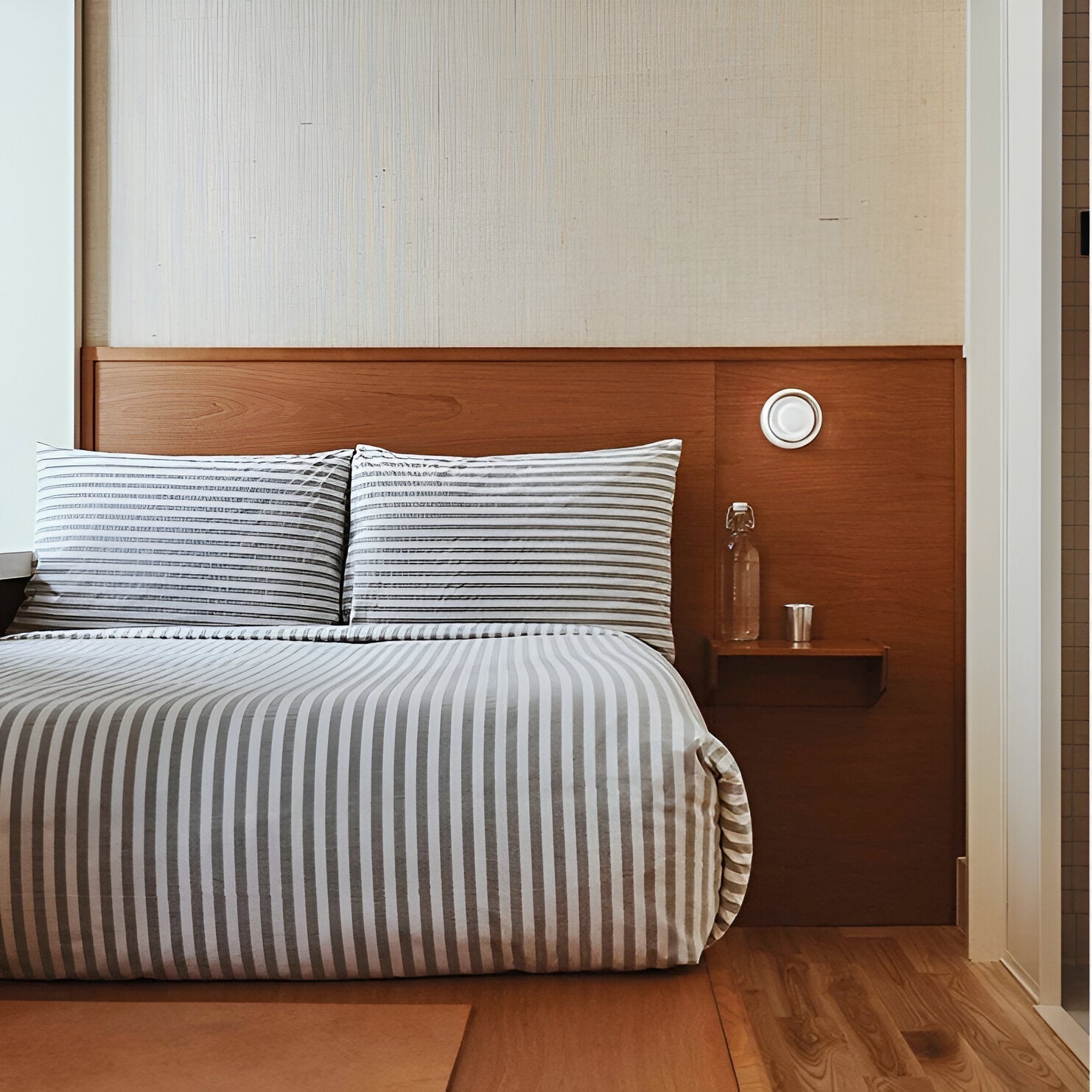 Halo Wall Sconce