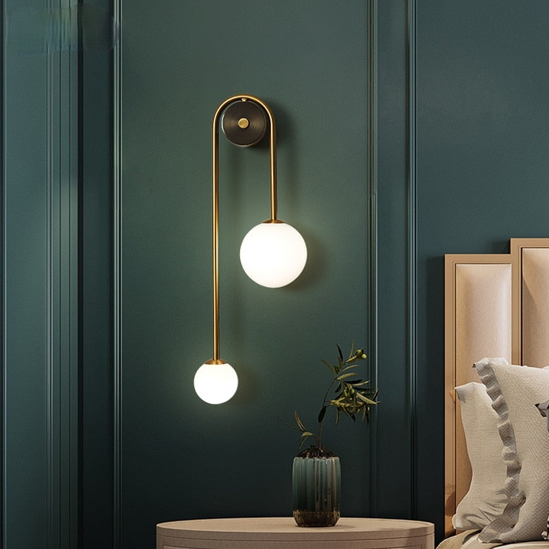 Elegant Nordic Wall Sconce – Minimalist Luxury in Gold